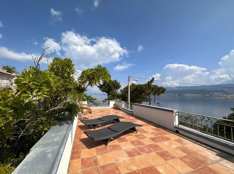 3 bedroom villa 140 m² Omisalj, Croatia