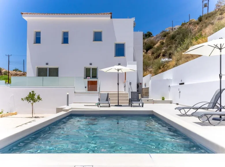 4 bedroom Villa 160 m² Kissonerga, Cyprus