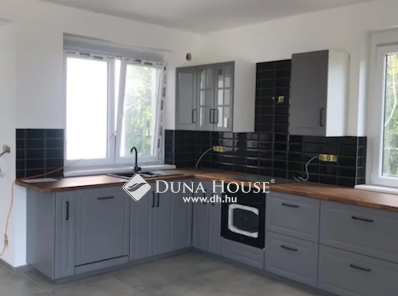 House 2 bathrooms 112 m² in Győr-Moson-Sopron, Hungary