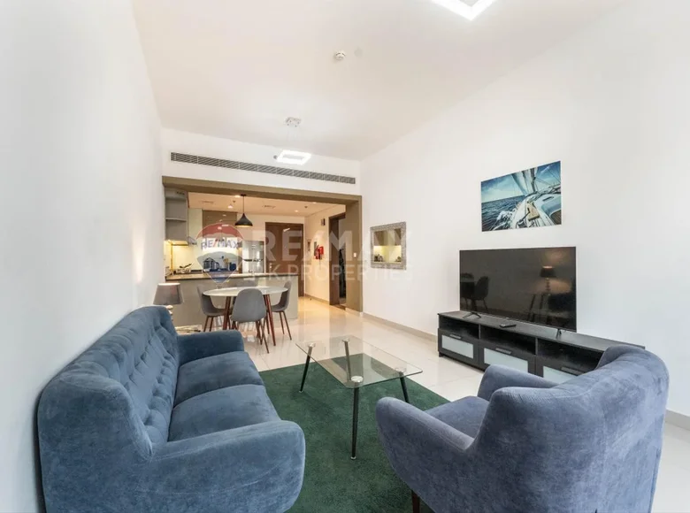 Квартира 1 комната 876 м² Дубай, ОАЭ