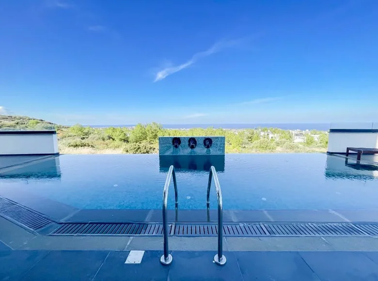 5 bedroom villa 347 m² Templos, Northern Cyprus