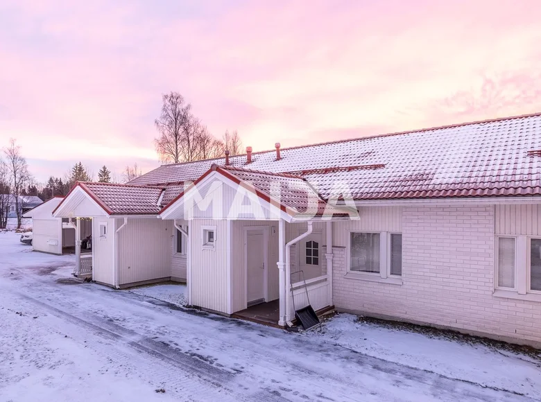2 bedroom apartment 80 m² Kemi, Finland