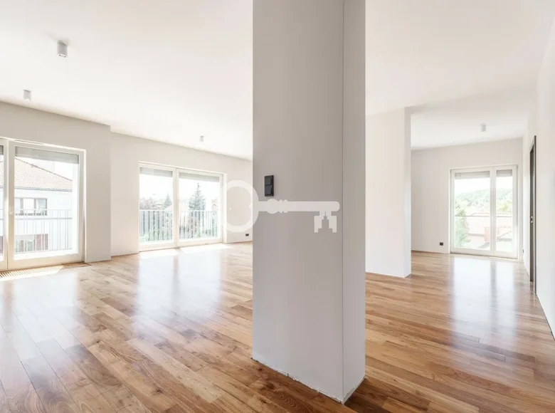 5 room apartment 193 m² Warsaw, Poland