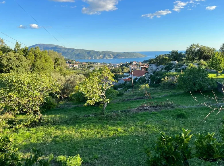 Atterrir  Herceg Novi, Monténégro