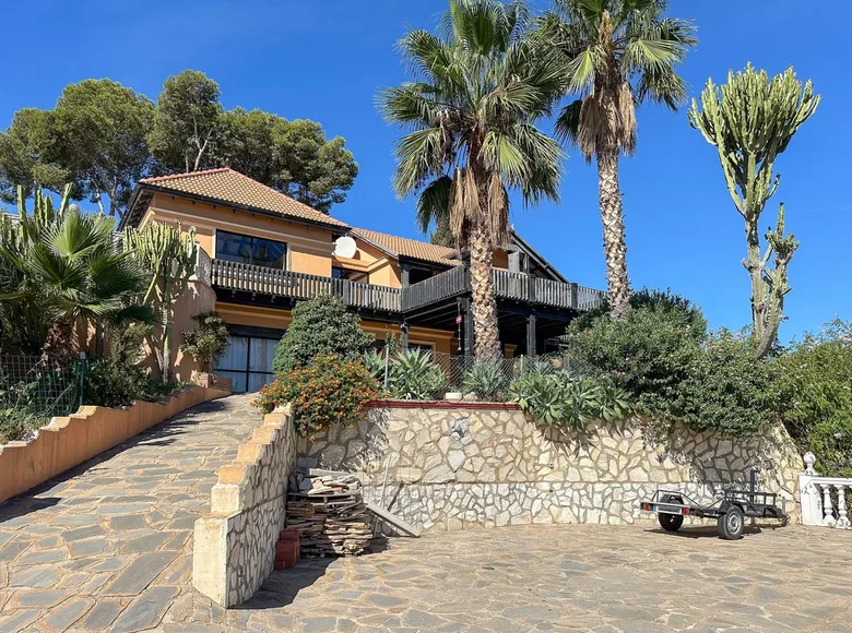 Вилла 6 спален 296 м² Михас, Испания