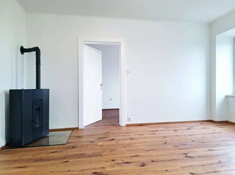 Квартира 4 комнаты  в Bernhardsthal, Австрия