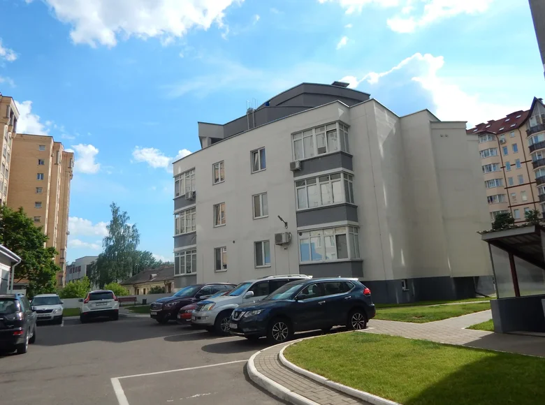 Appartement 2 chambres 79 m² Minsk, Bélarus