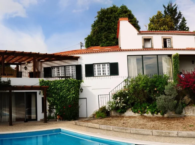 Commercial property 295 m² in Portugal, Portugal