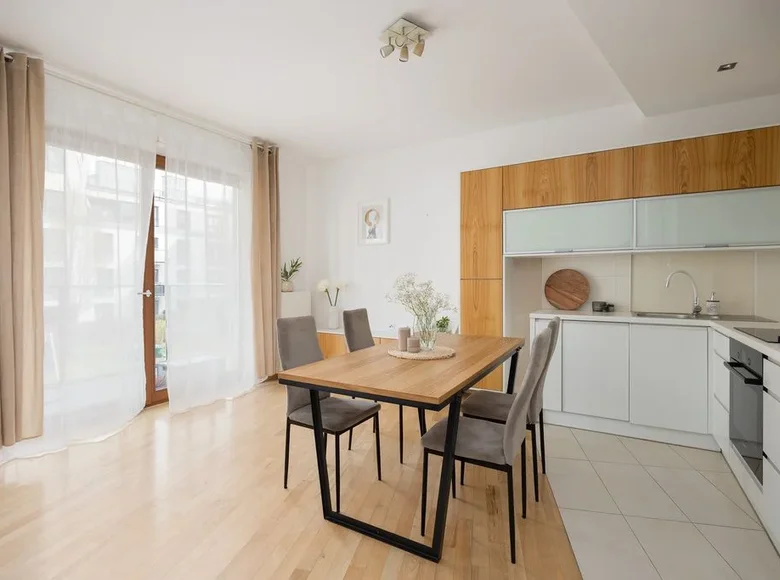 Mieszkanie 2 pokoi 41 m² Warszawa, Polska