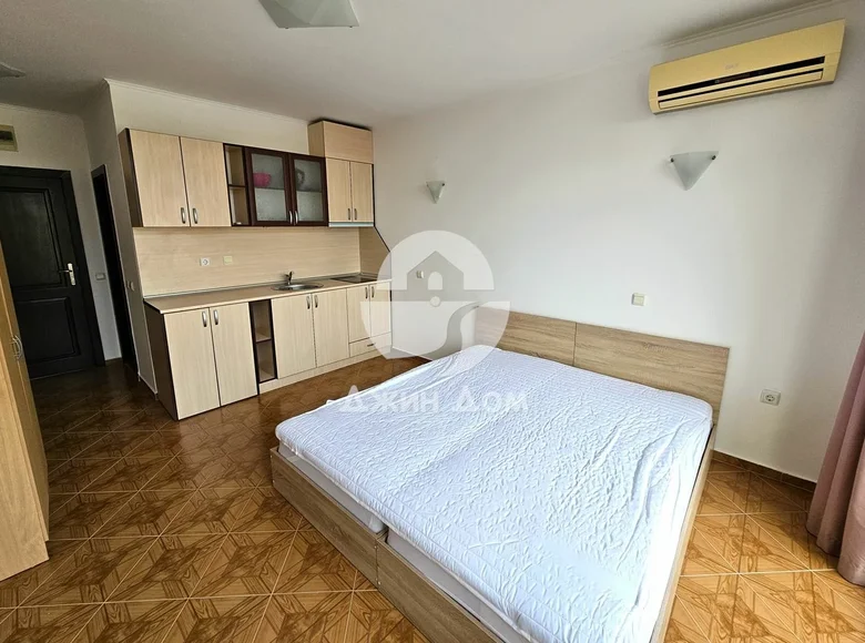 Studio apartment 1 bedroom 33 m² Nesebar, Bulgaria
