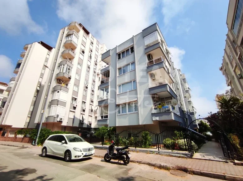 3 bedroom apartment 150 m² Muratpasa, Turkey