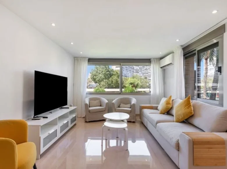 Квартира 2 спальни 90 м² Аликанте, Испания
