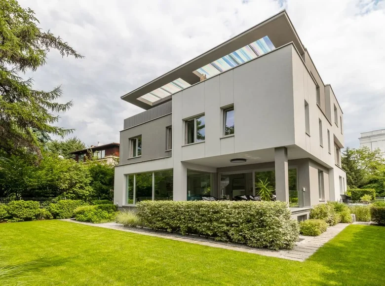 Villa 8 zimmer 758 m² Warschau, Polen