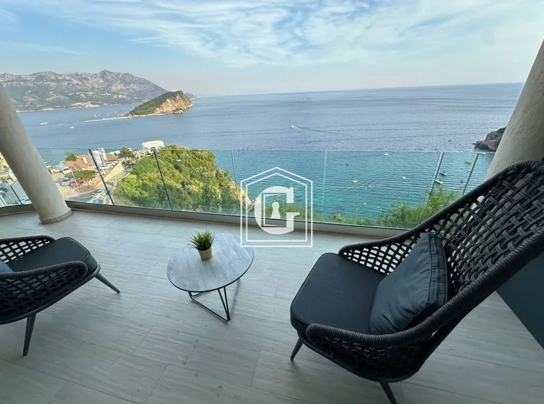 Duplex 2 bedrooms 148 m² Budva, Montenegro
