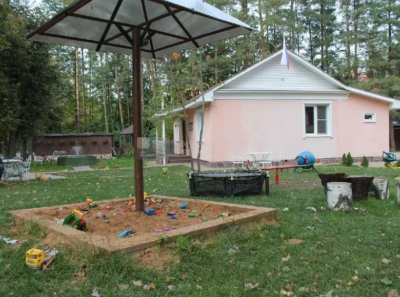 Dom 550 m² Puszkino, Rosja