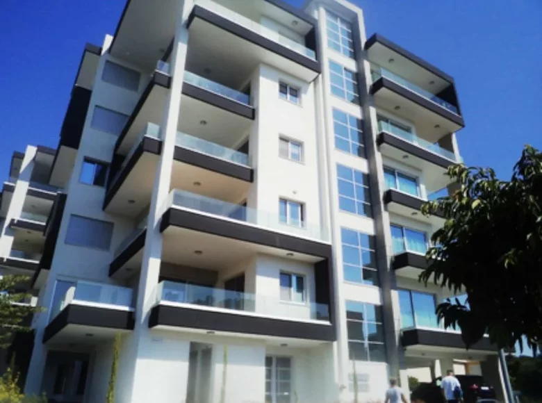 3 room apartment 156 m² in Limassol, Cyprus