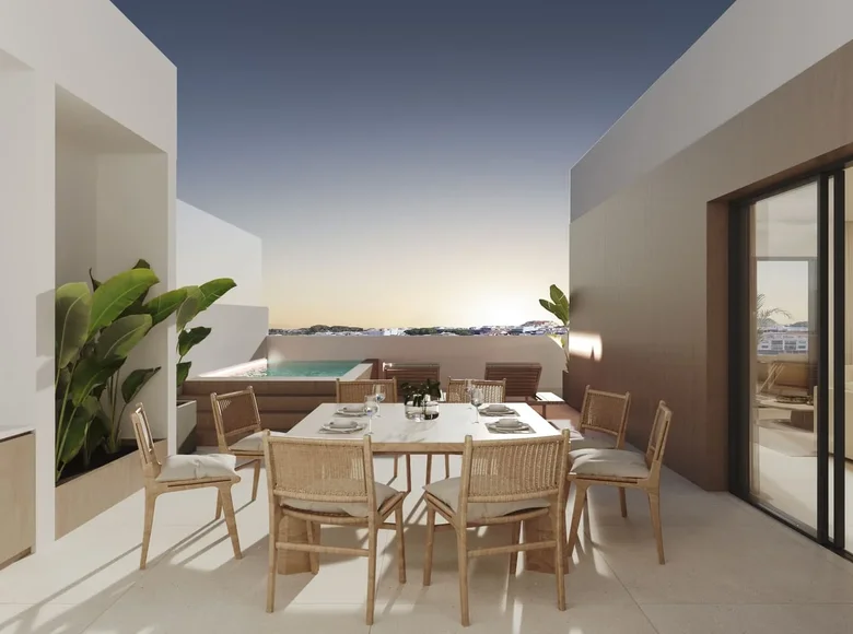 2 bedroom apartment 105 m² San Pedro Alcantara, Spain