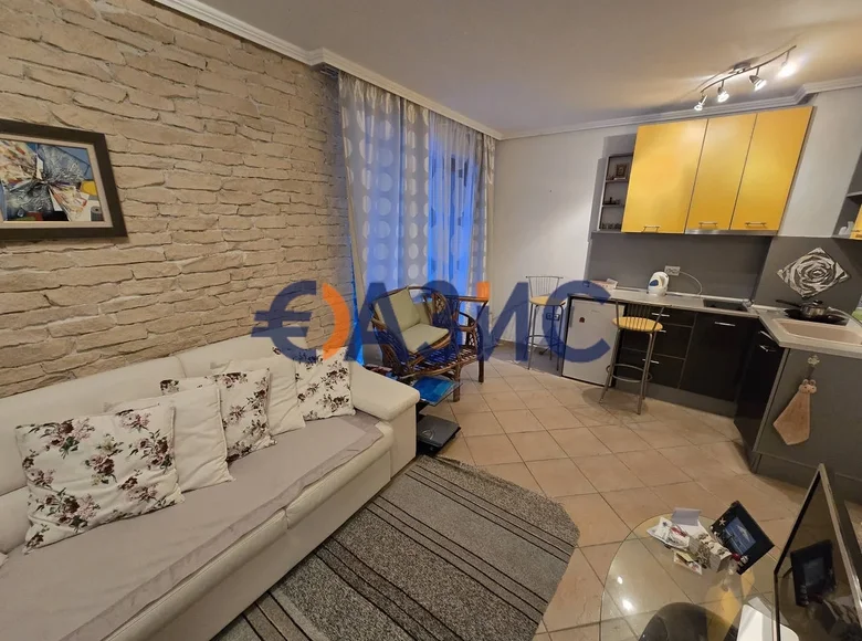 1 bedroom apartment 37 m² Burgas, Bulgaria