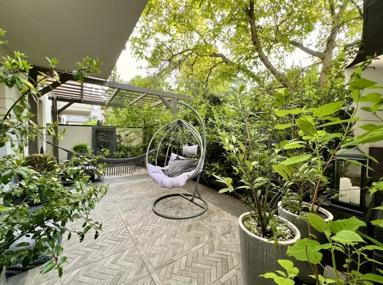 Mieszkanie 4 pokoi 118 m² Warszawa, Polska