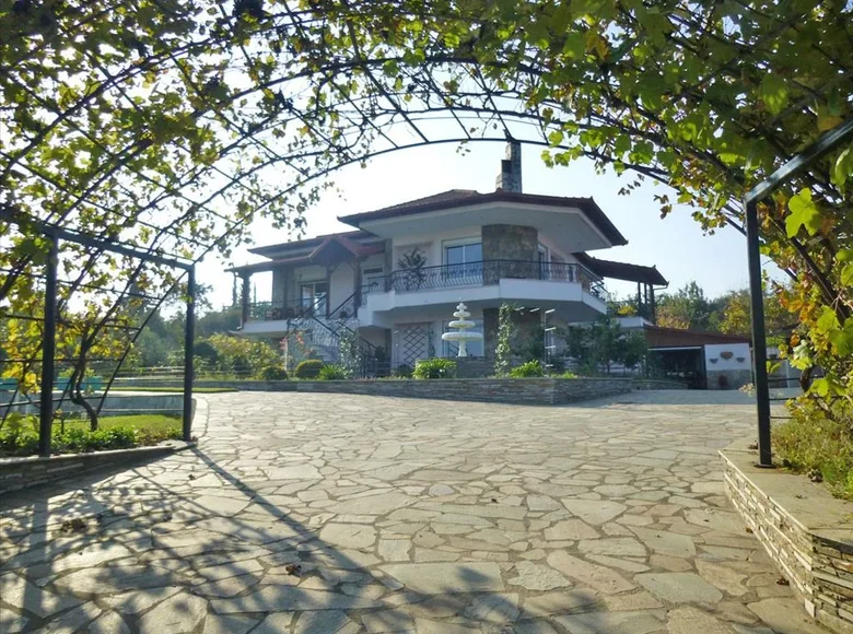 6-Schlafzimmer-Villa 300 m² Nea Agathoupoli, Griechenland