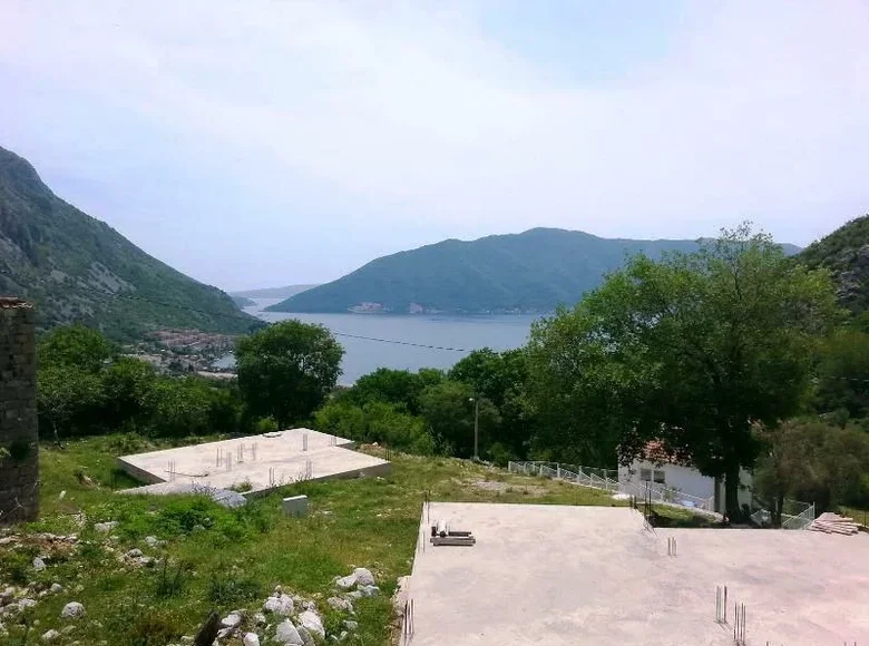 Grundstück 750 m² Josice, Montenegro