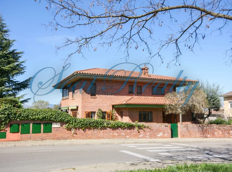 Dom 6 pokojów 450 m² Girona, Hiszpania