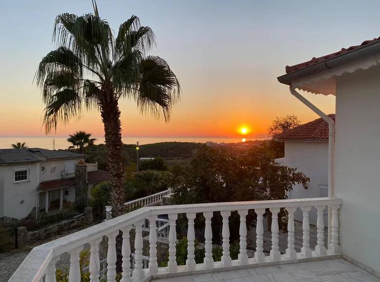Willa 4 pokoi 220 m² Alanya, Turcja