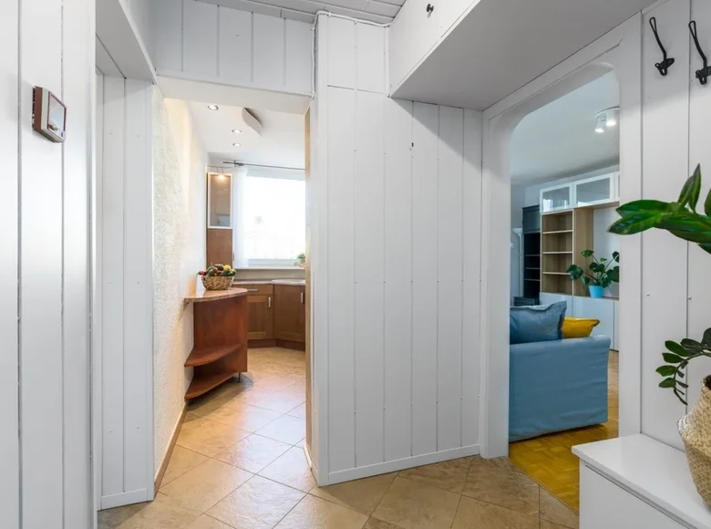 Mieszkanie 2 pokoi 47 m² Poznań, Polska