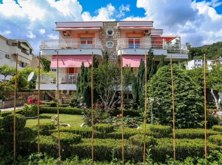 Casa 6 habitaciones  Herceg Novi, Montenegro