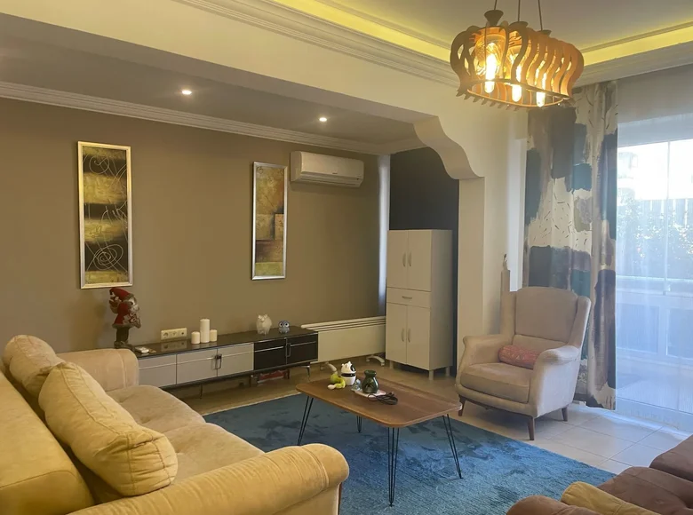 Mieszkanie 3 pokoi 100 m² Alanya, Turcja