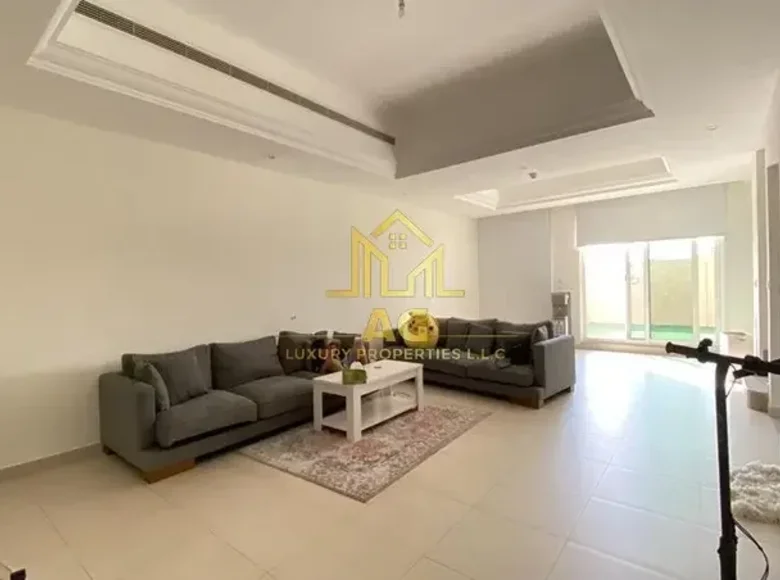 6 room villa 247 m² in Sharjah, United Arab Emirates