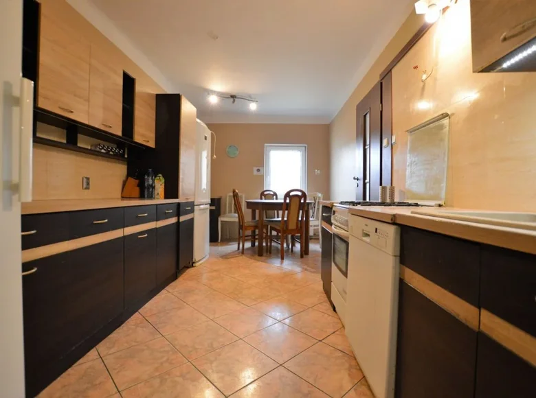 6 room house 153 m² Piastow, Poland