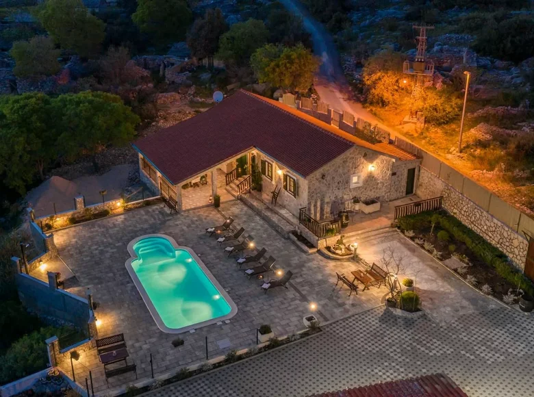 3 bedroom house 100 m² Opcina Rogoznica, Croatia