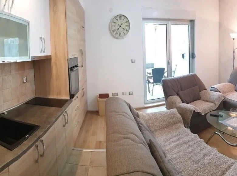 1 bedroom apartment 56 m² Dobrota, Montenegro