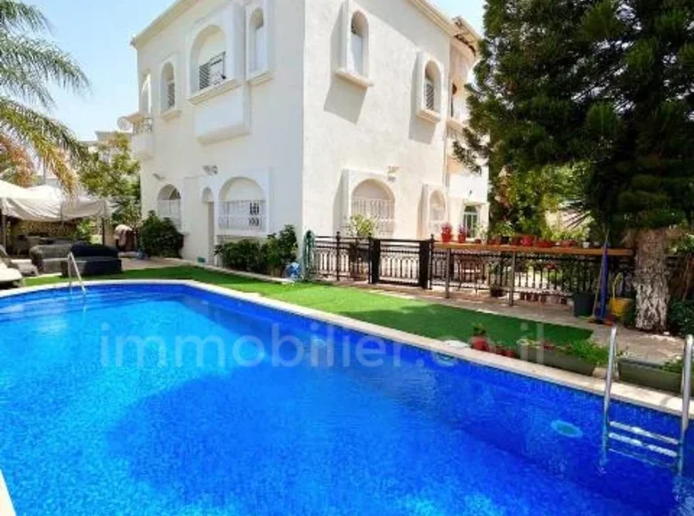 Villa 8 rooms 370 m² Ashdod, Israel