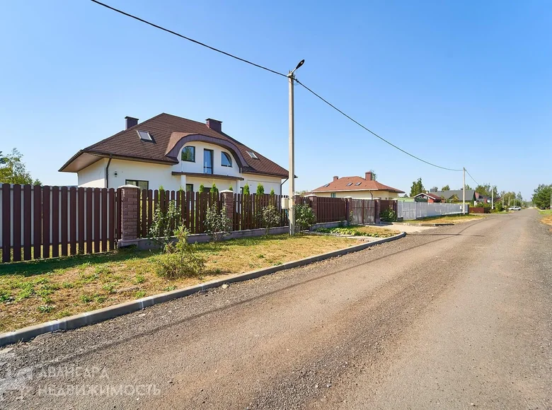 Casa 245 m² Kalodziscanski sielski Saviet, Belarús