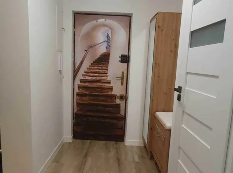 2 room apartment 35 m² in Warsaw, Poland