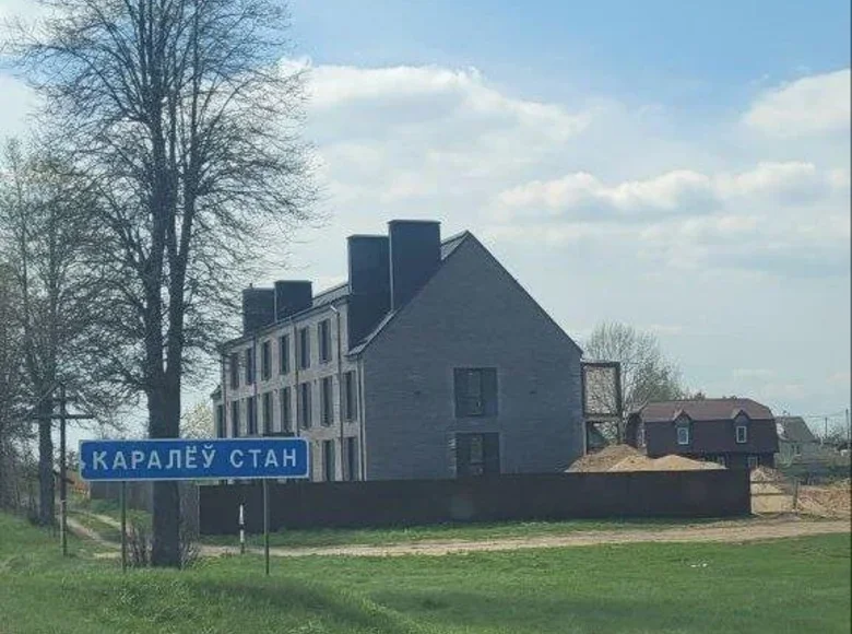 Nieruchomości komercyjne 1 000 m² Baraulianski sielski Saviet, Białoruś