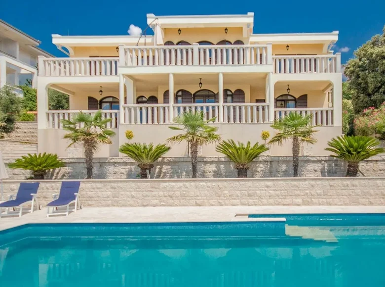 Villa 6 habitaciones  Kunje, Montenegro