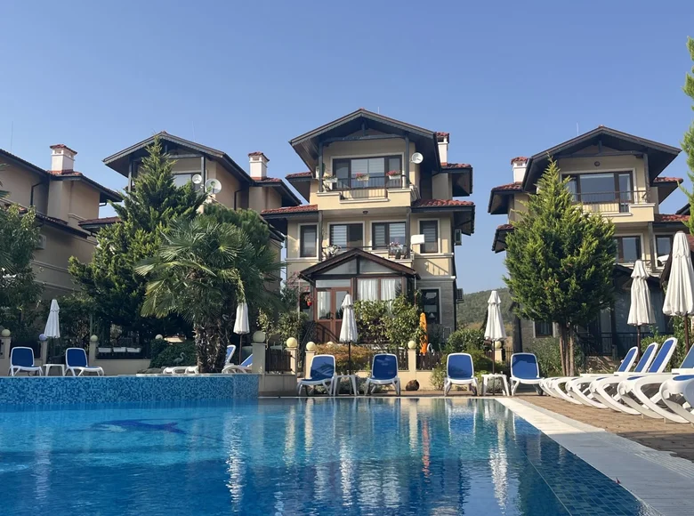 Apartamento 4 habitaciones 199 m² Kosharitsa, Bulgaria