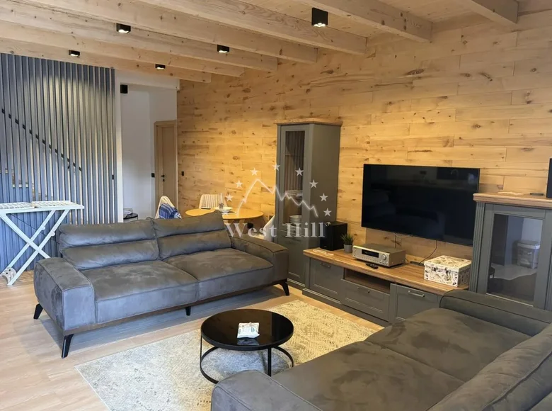 4 room house 300 m² Gornji Stoj Shtoji i Eperm, Montenegro