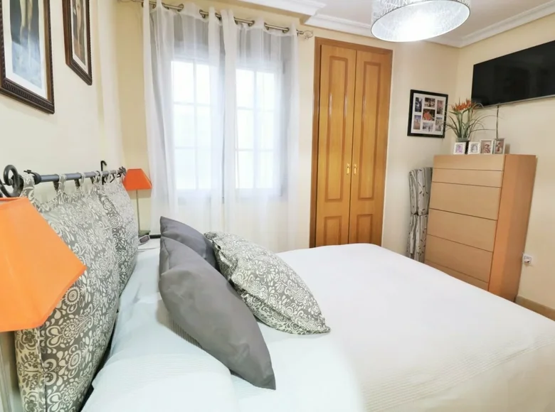 3 bedroom apartment 98 m² Torrevieja, Spain