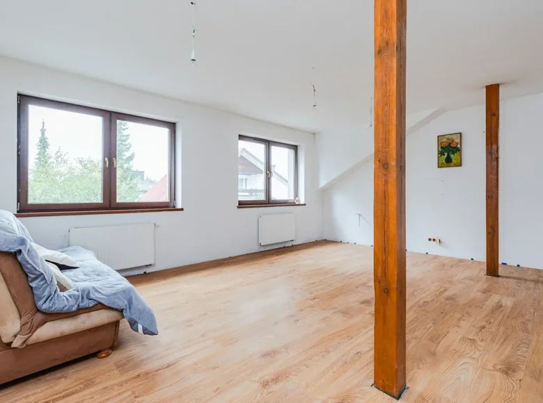 Дом 4 комнаты 109 м² Марки, Польша