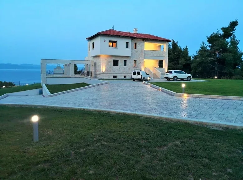 Villa de 7 dormitorios 600 m² Municipio de Casandra, Grecia