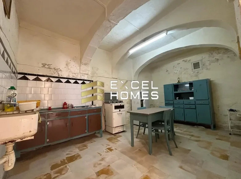 Szeregowiec 3 pokoi  Mosta, Malta