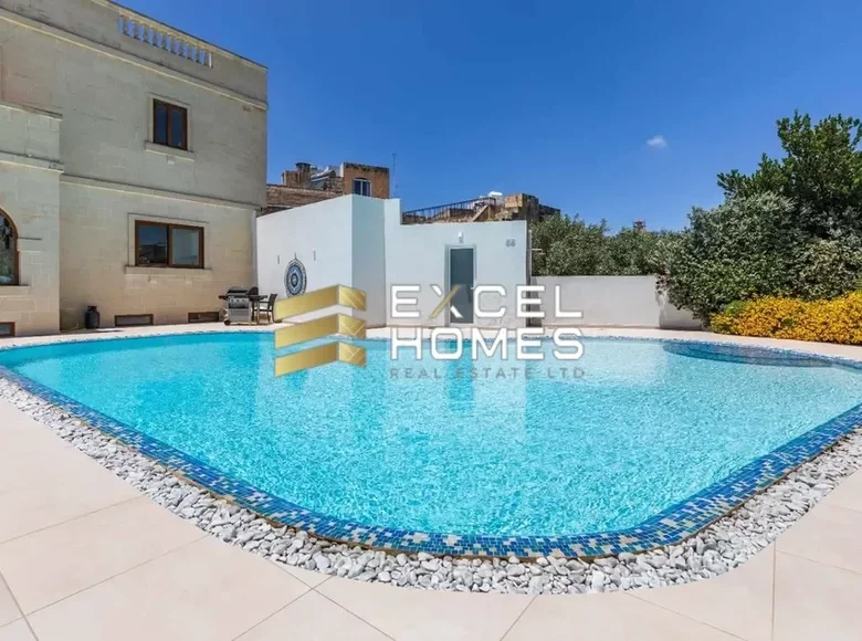 4 bedroom Villa  Żebbuġ, Malta