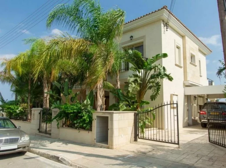 6 room house 301 m² in Limassol, Cyprus