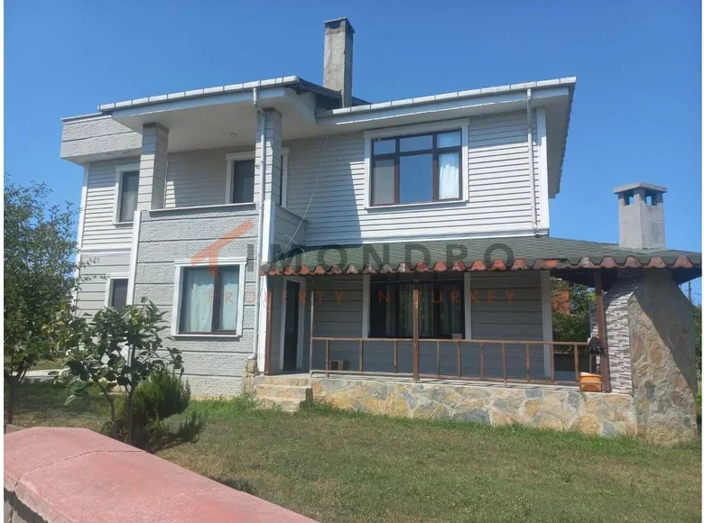 Dom 6 pokojów 473 m² Catalca, Turcja