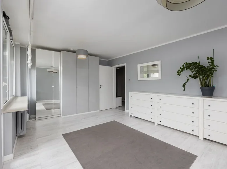 3 room apartment 62 m² Warsaw, Poland