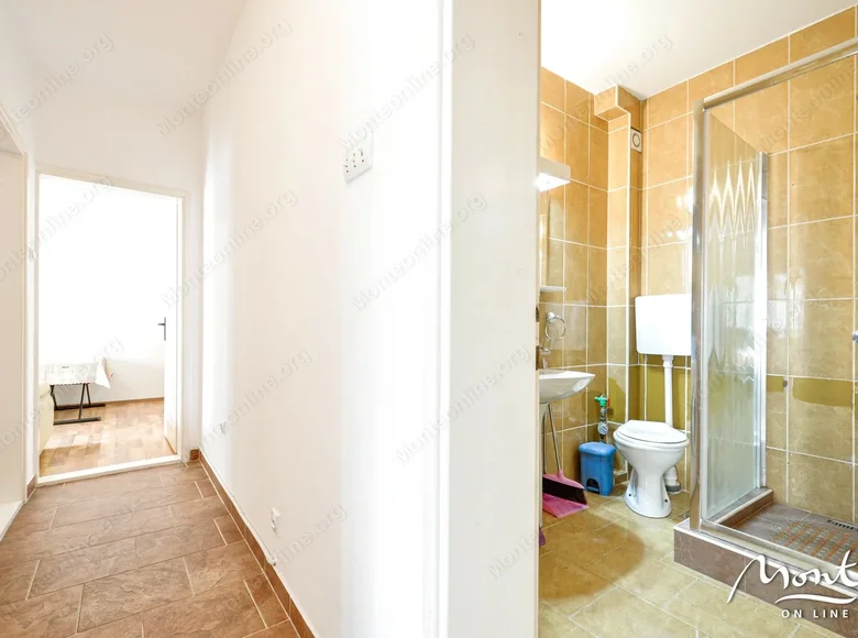 Mieszkanie 2 pokoi 64 m² Budva, Czarnogóra